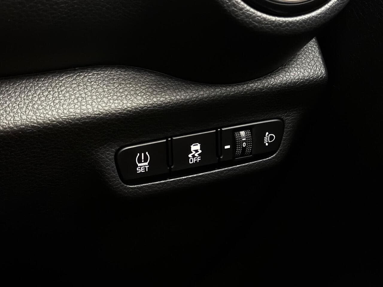 Kia Picanto thumbnail Misc Controls