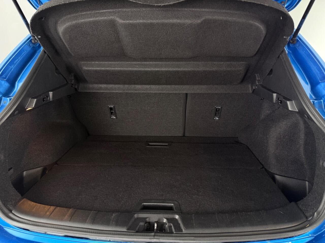 Nissan Qashqai thumbnail Boot