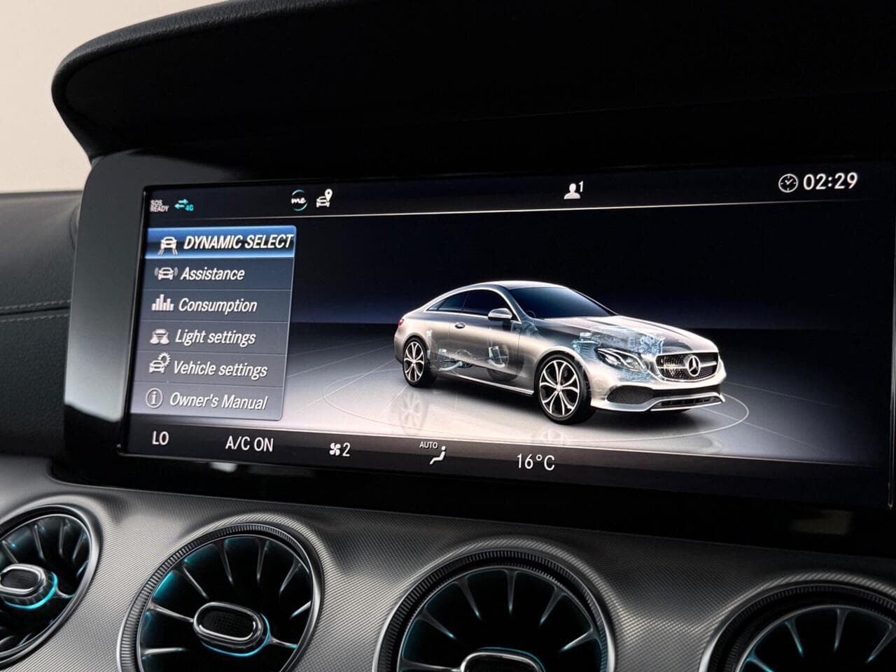 Mercedes-Benz E Class thumbnail Infotainment System