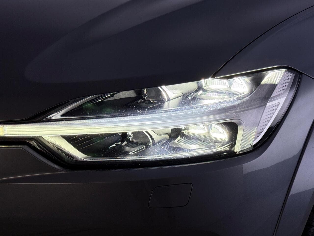 Volvo XC60 thumbnail Lights Front