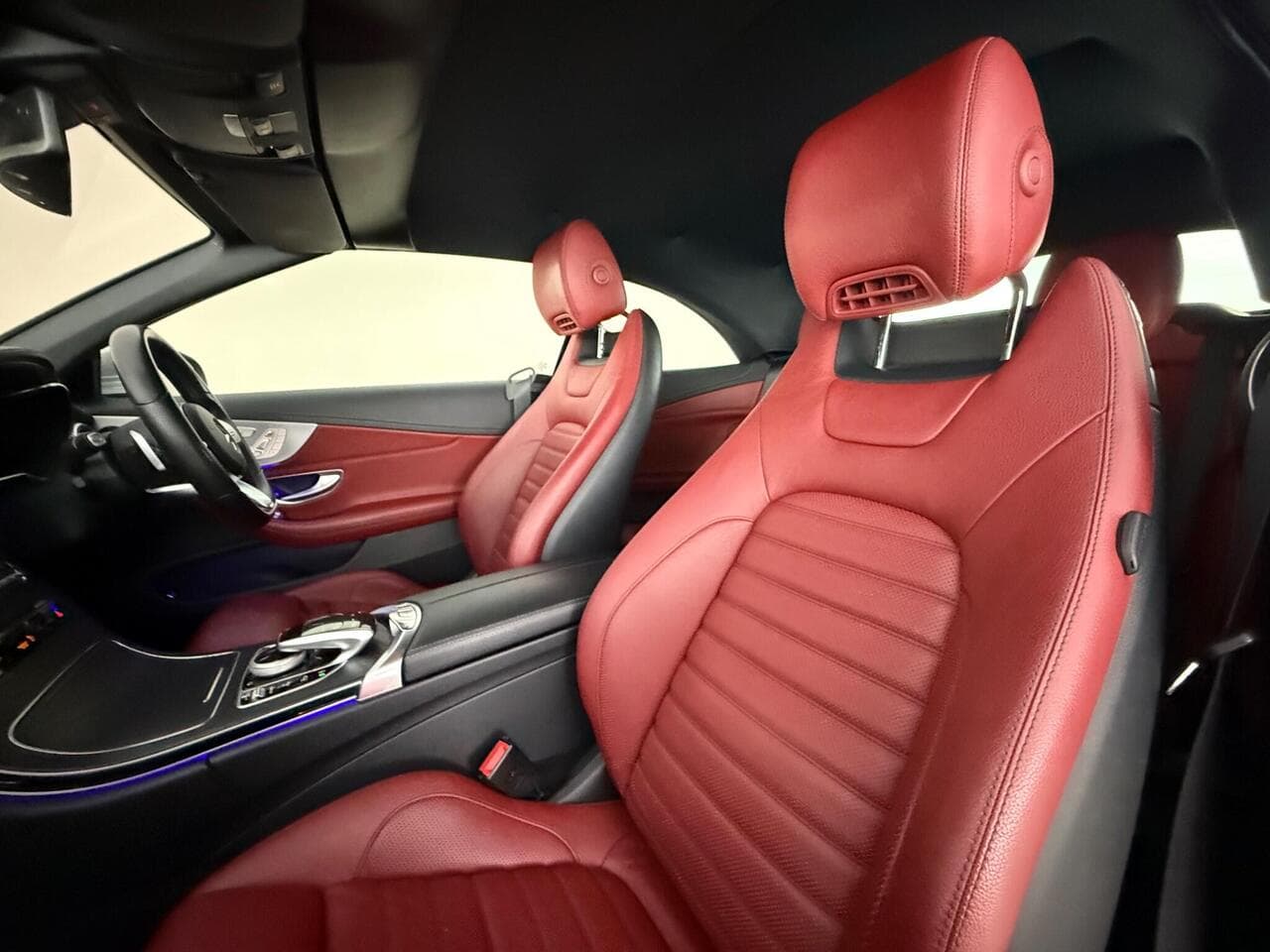 Mercedes-Benz C Class thumbnail Seat Front Passenger