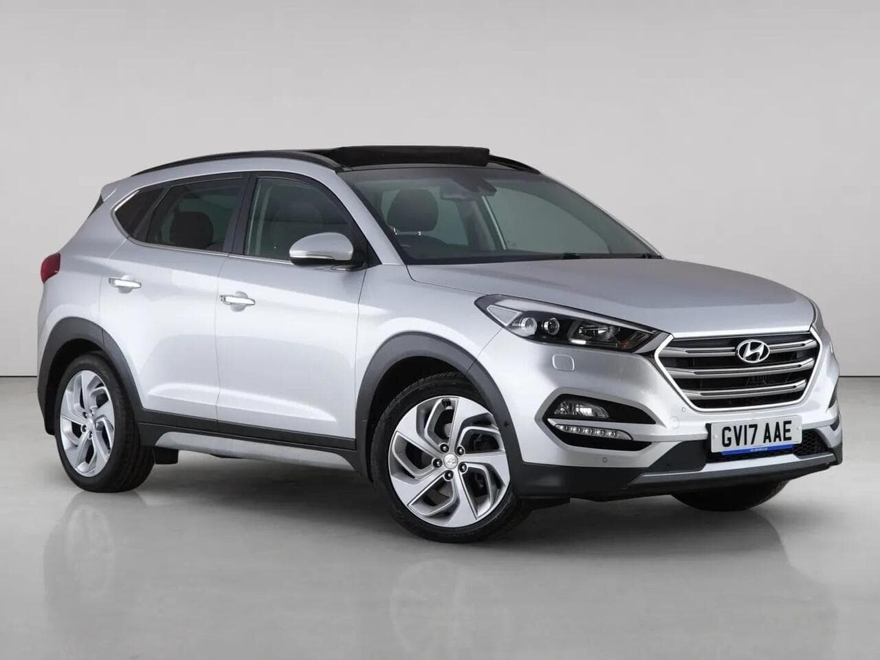 Hyundai TUCSON - Hyundai TUCSON 1.7 CRDi Blue Drive Premium SE DCT Euro 6 (s/s) 5dr