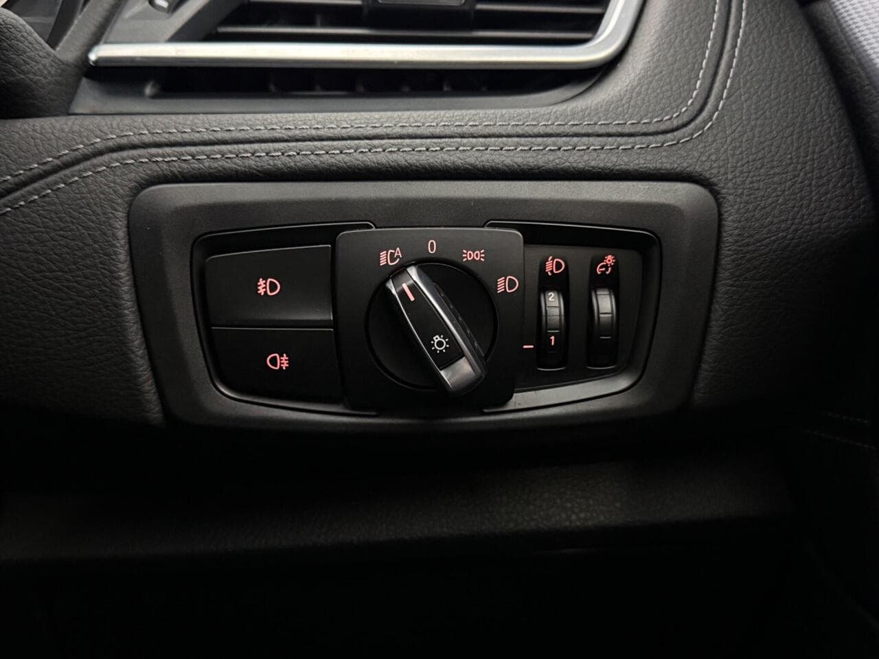 BMW 2 Series Gran Tourer thumbnail Misc Controls