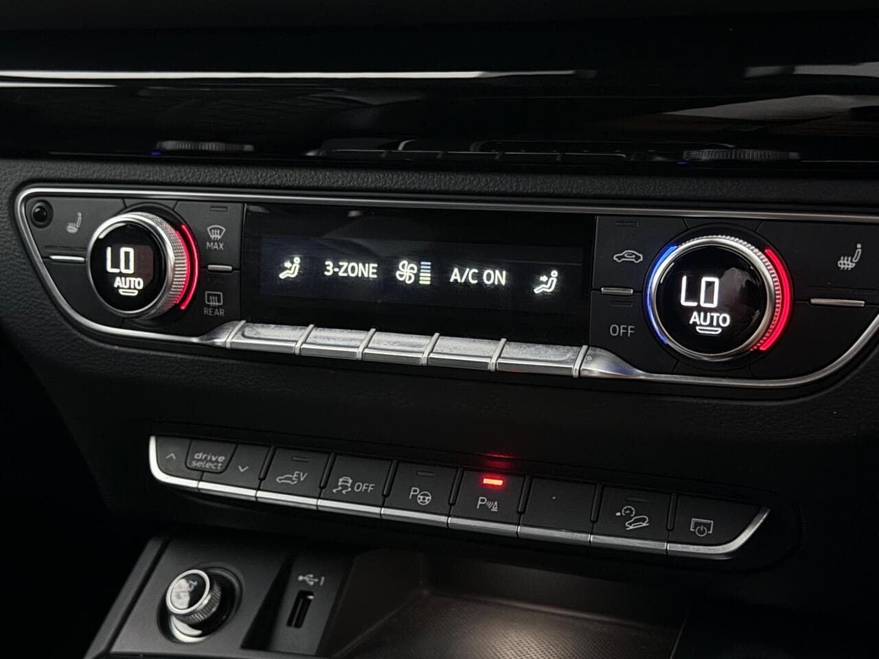 Audi Q5 thumbnail Misc Controls