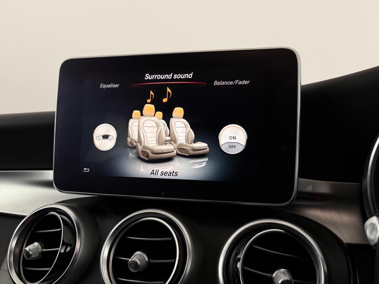 Mercedes-Benz C Class thumbnail Infotainment System