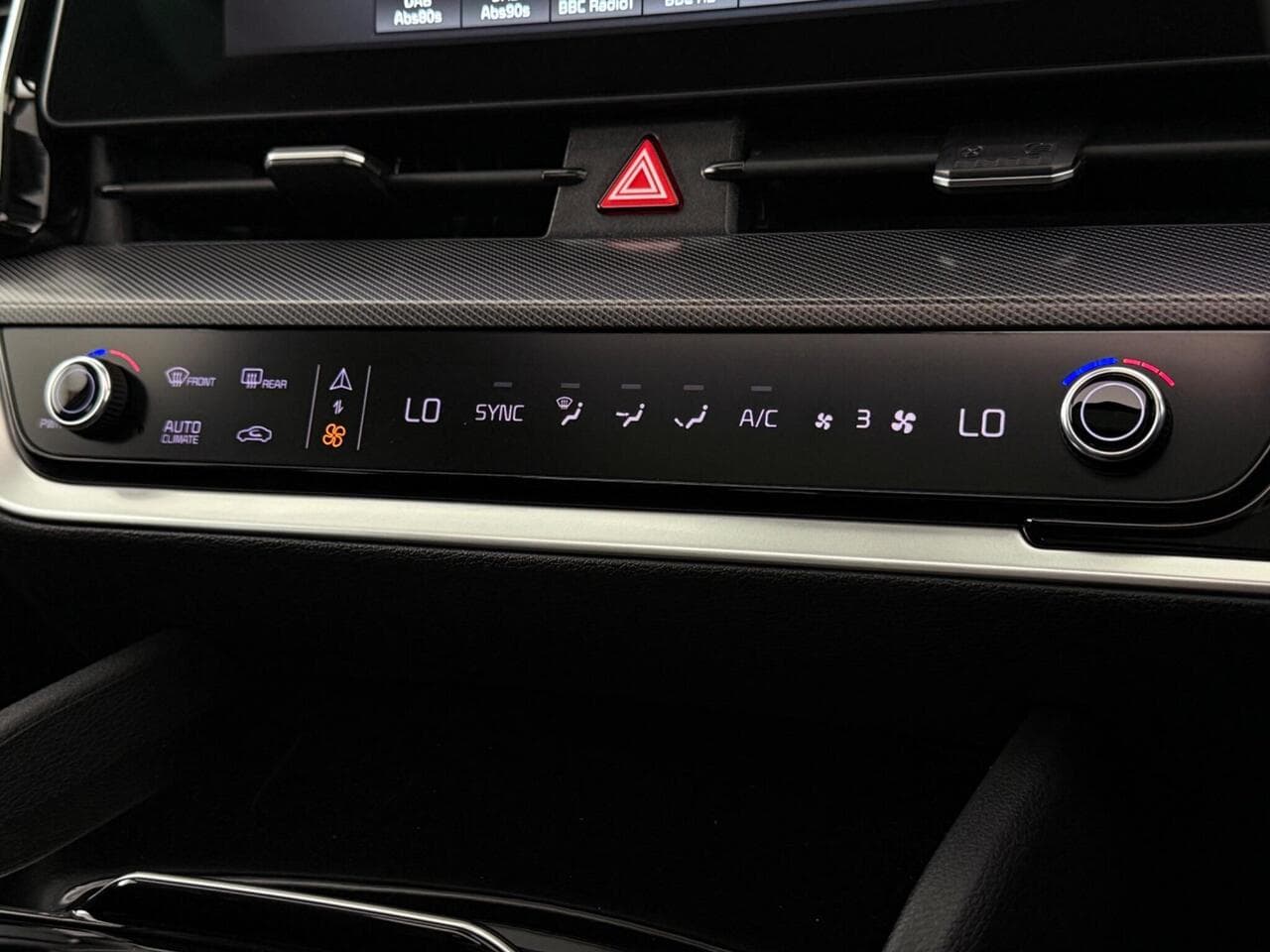 Kia Sportage thumbnail Infotainment System