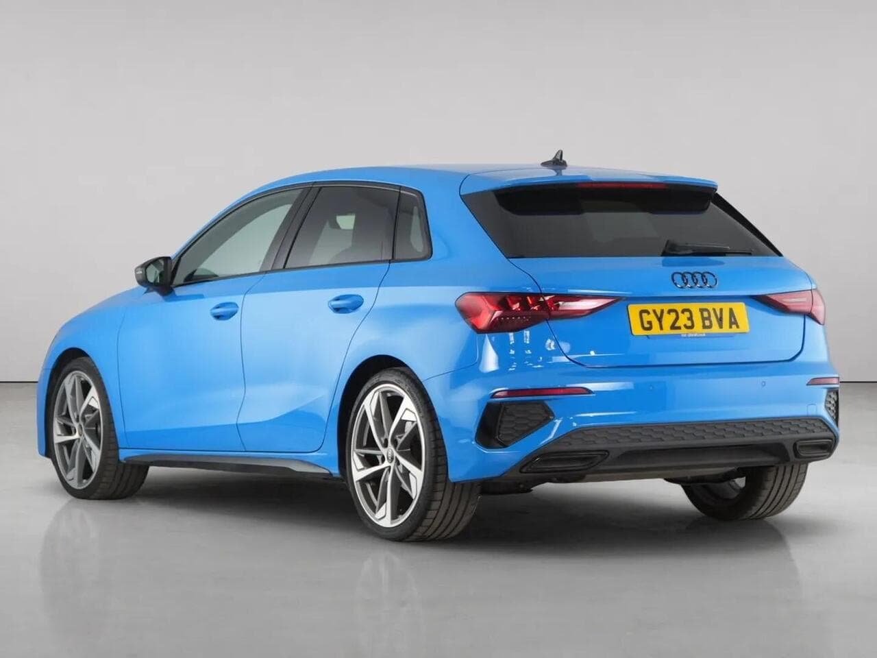 Audi A3 thumbnail Rear Left