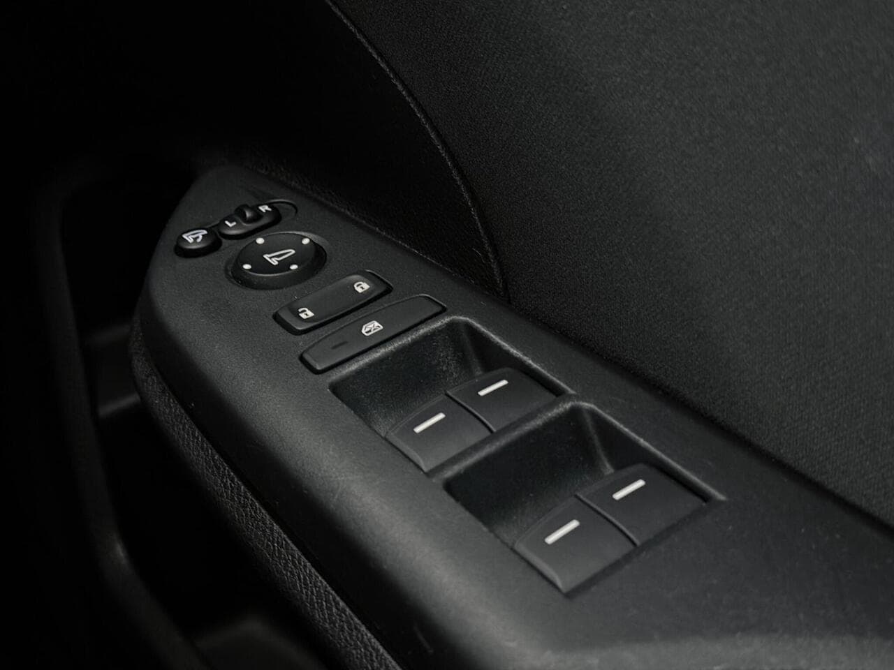 Honda Civic thumbnail Misc Controls