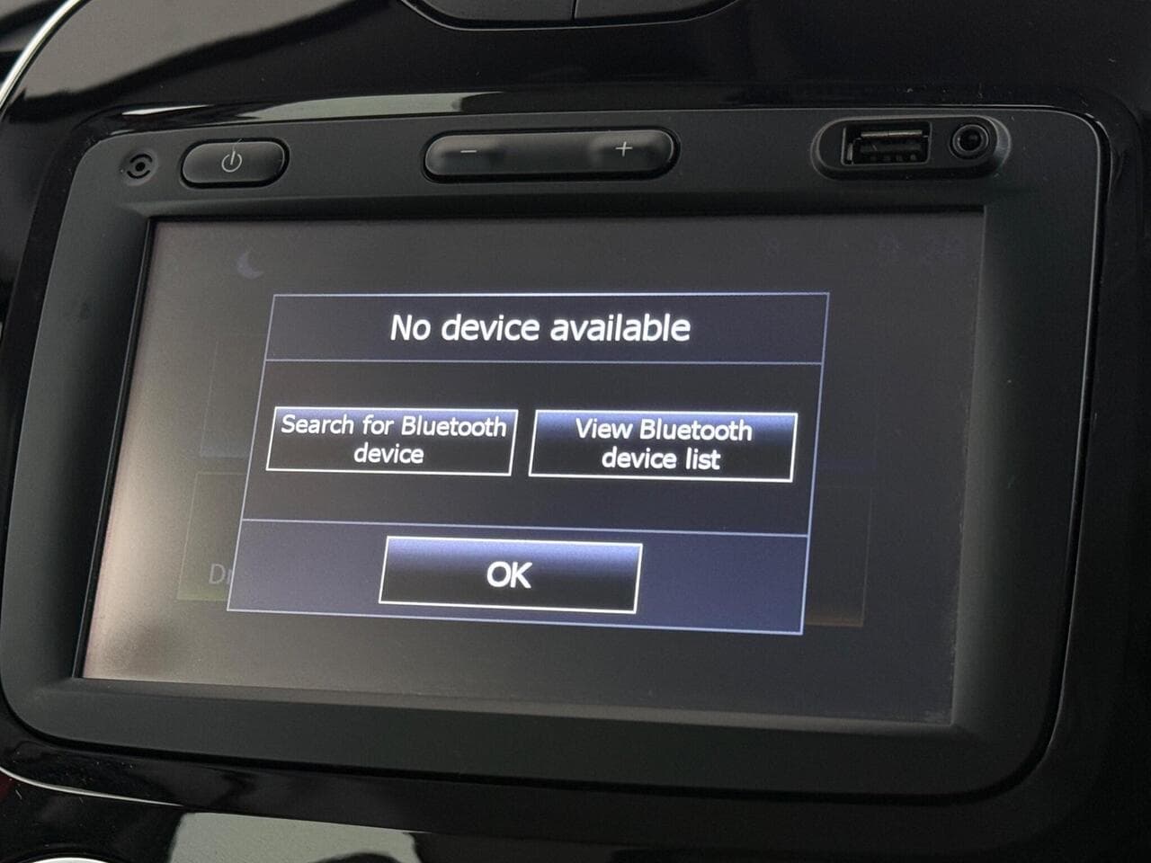 Renault Captur thumbnail Infotainment System