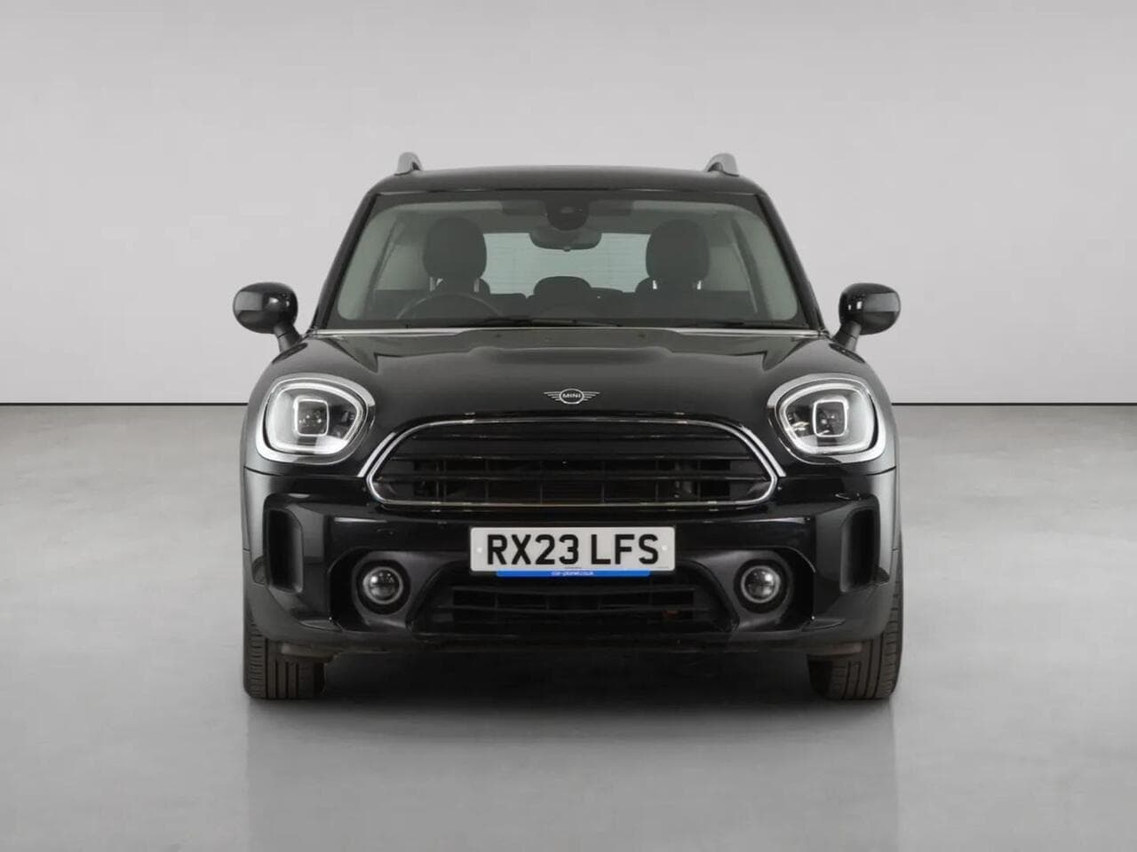 MINI Countryman thumbnail Front