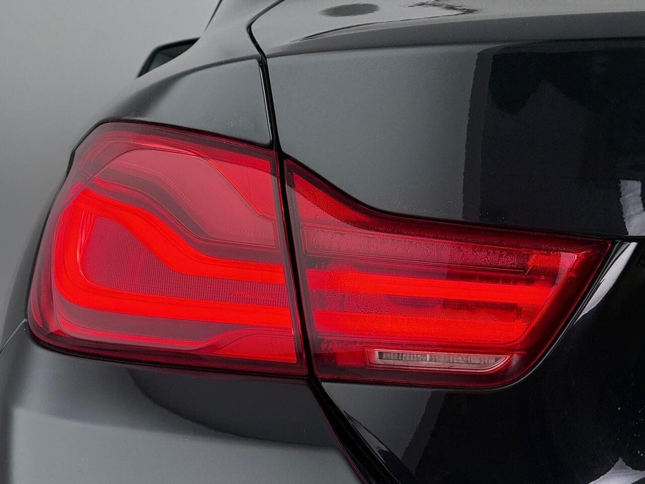 BMW 4 Series thumbnail Lights Rear