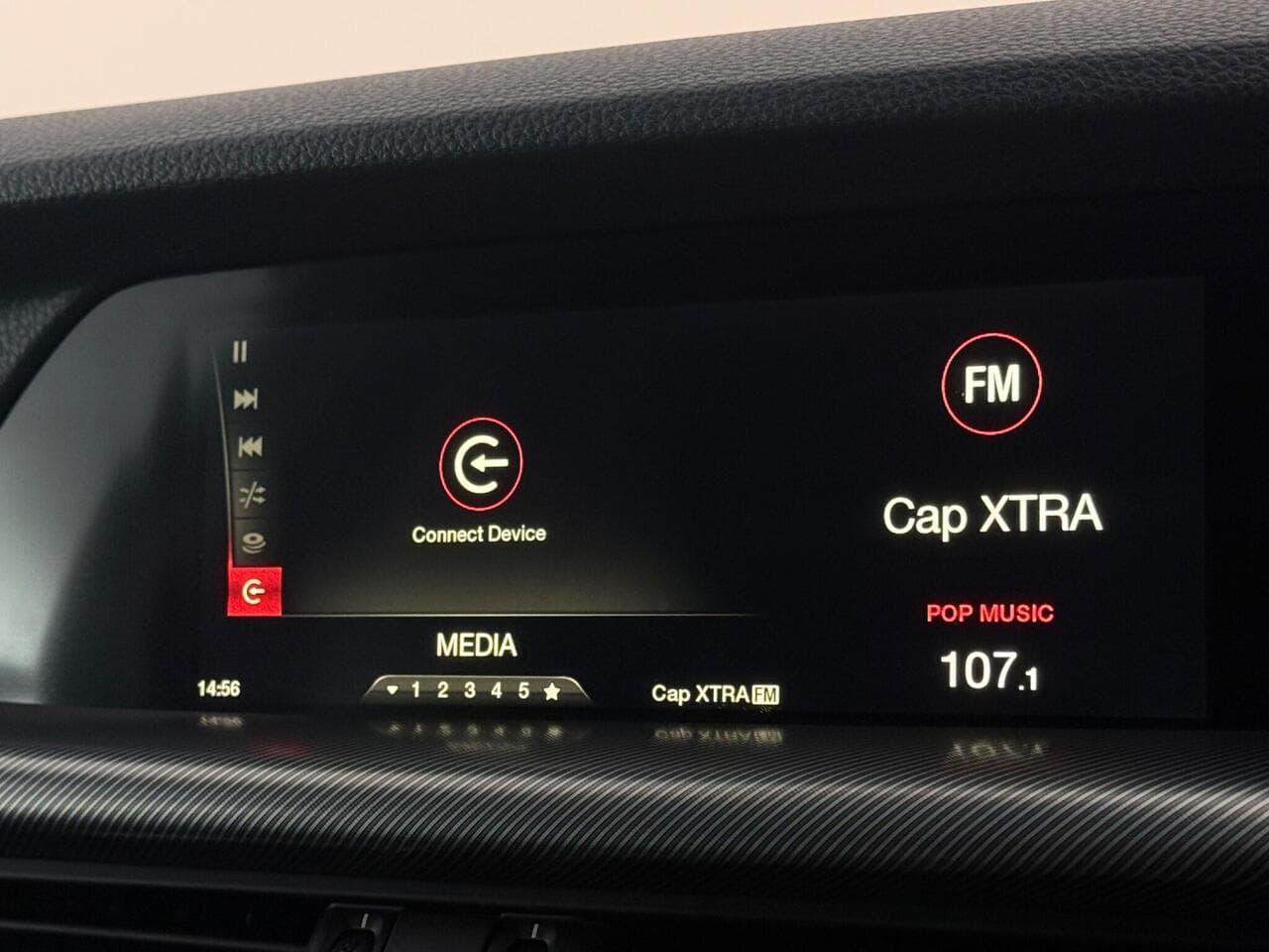 Alfa Romeo Stelvio thumbnail Infotainment System