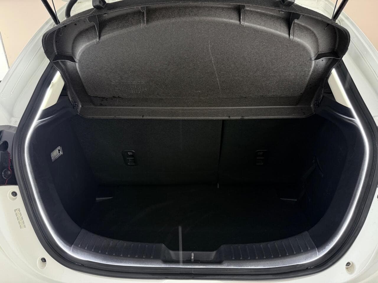 Mazda Mazda2 thumbnail Boot