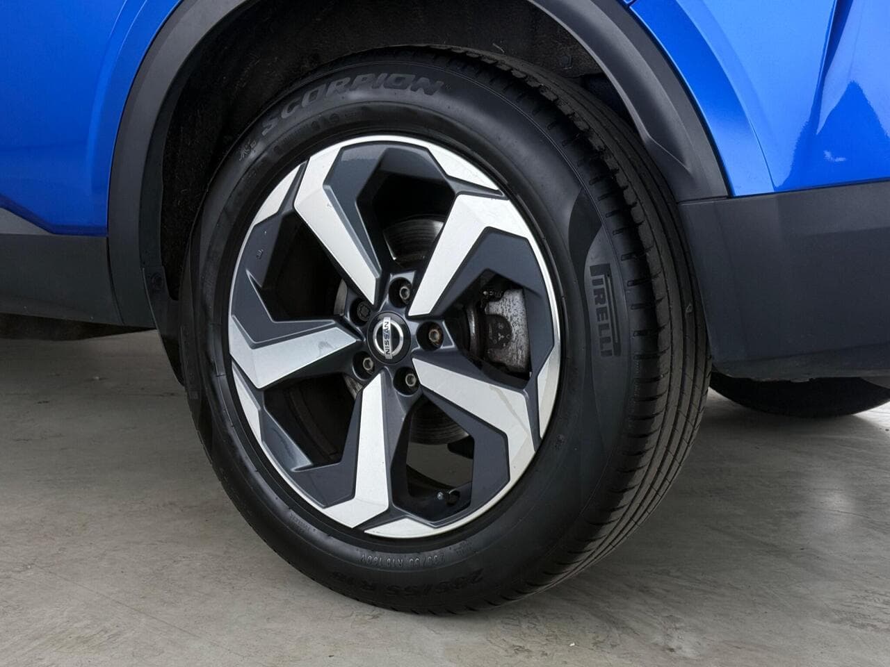 Nissan Qashqai thumbnail Wheel