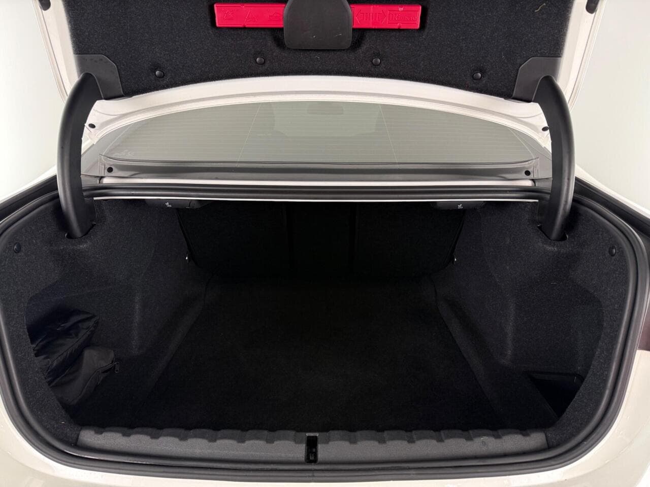 BMW 4 Series thumbnail Boot