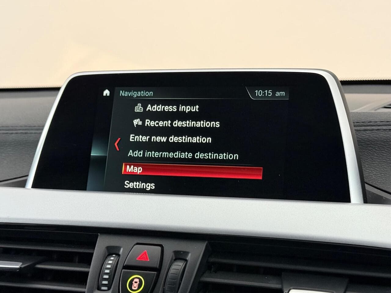 BMW X2 thumbnail Infotainment System