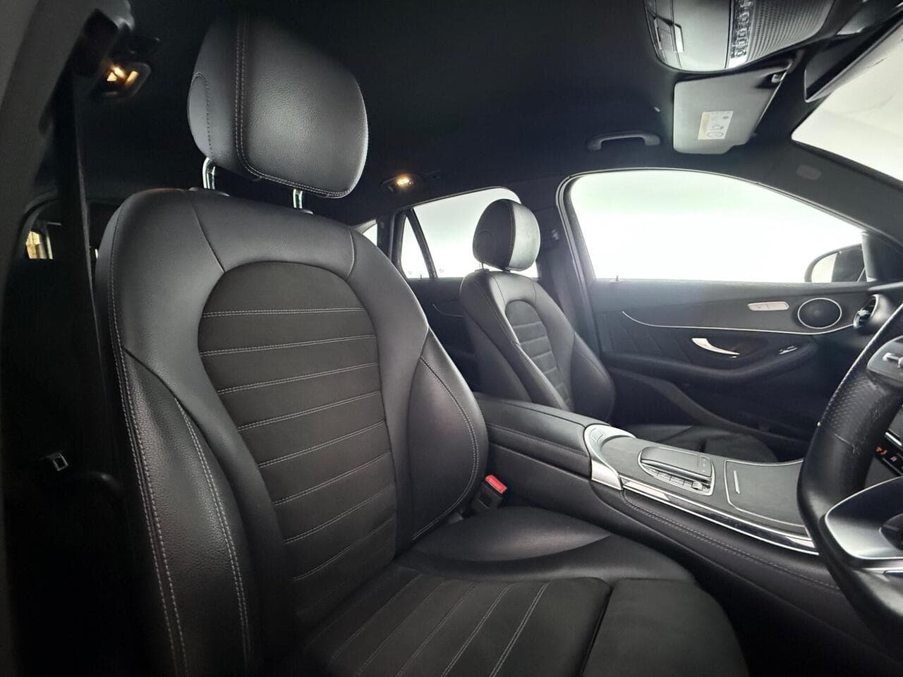 Mercedes-Benz GLC thumbnail Seat Driver