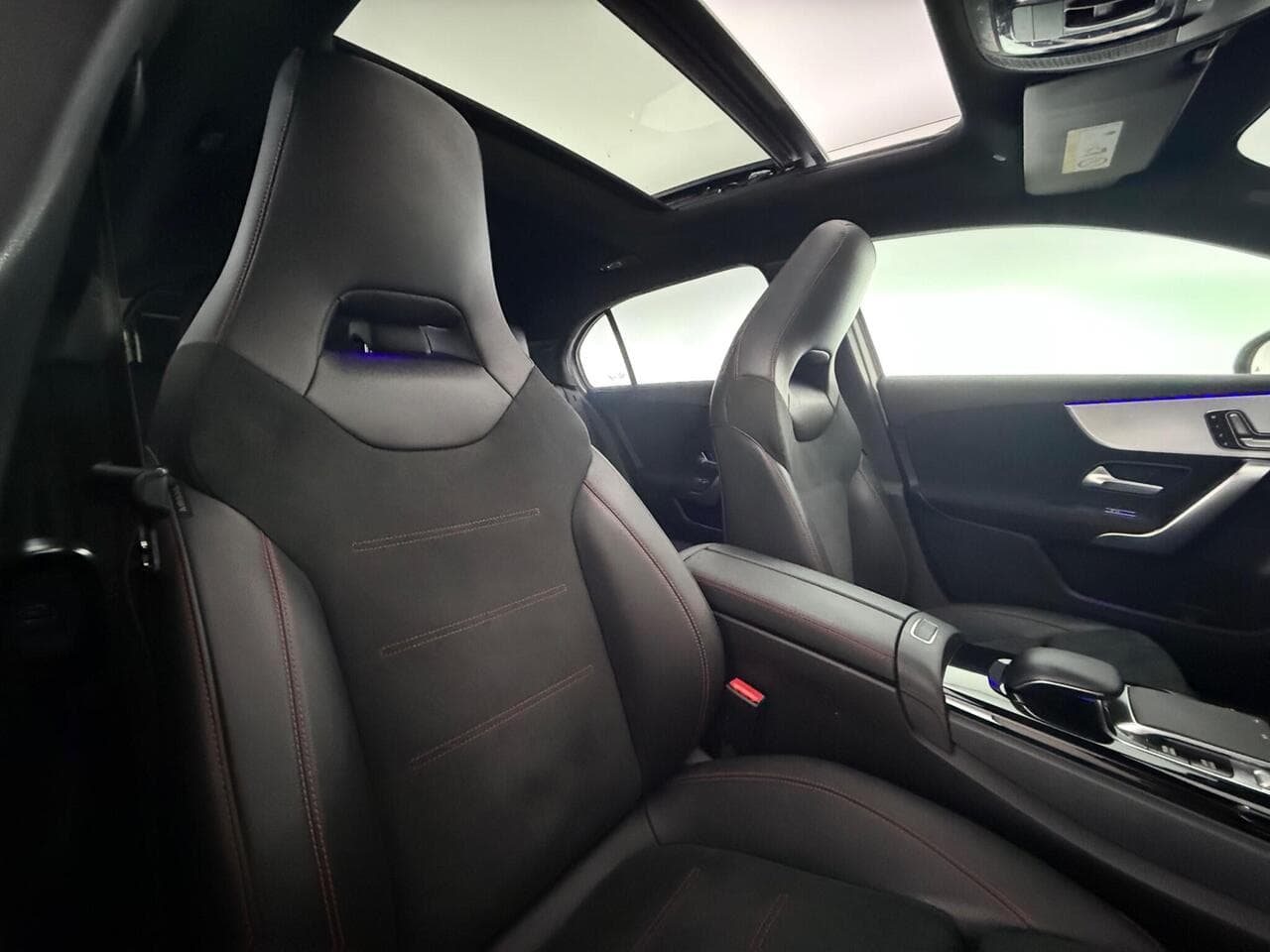 Mercedes-Benz A Class thumbnail Seat Driver