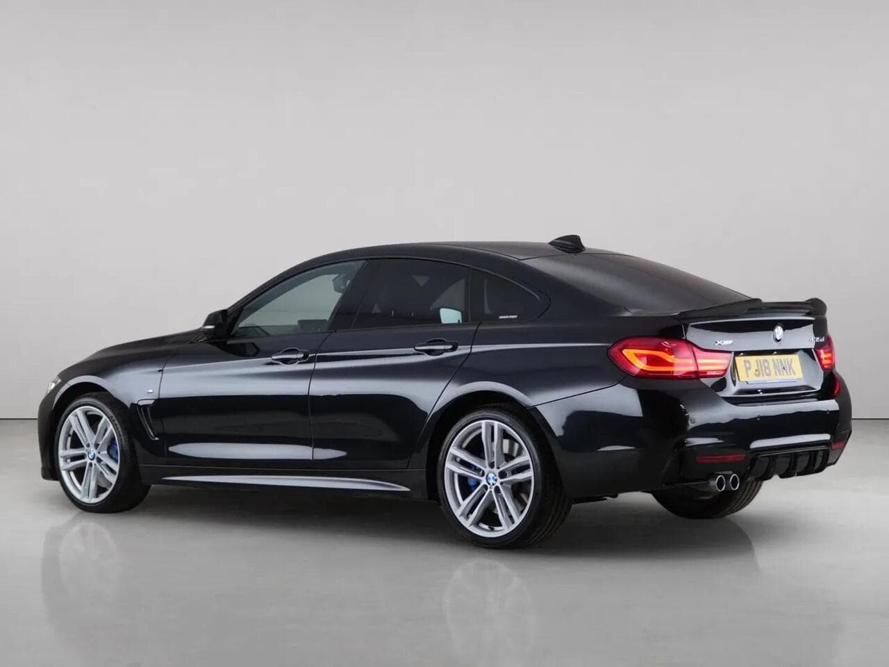 BMW 4 Series Gran Coupe thumbnail Side Left