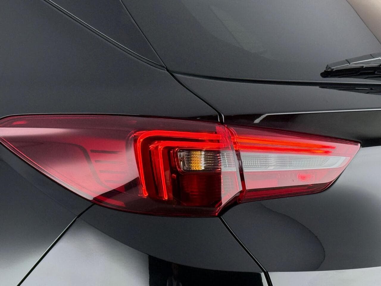 Vauxhall Grandland thumbnail Lights Rear
