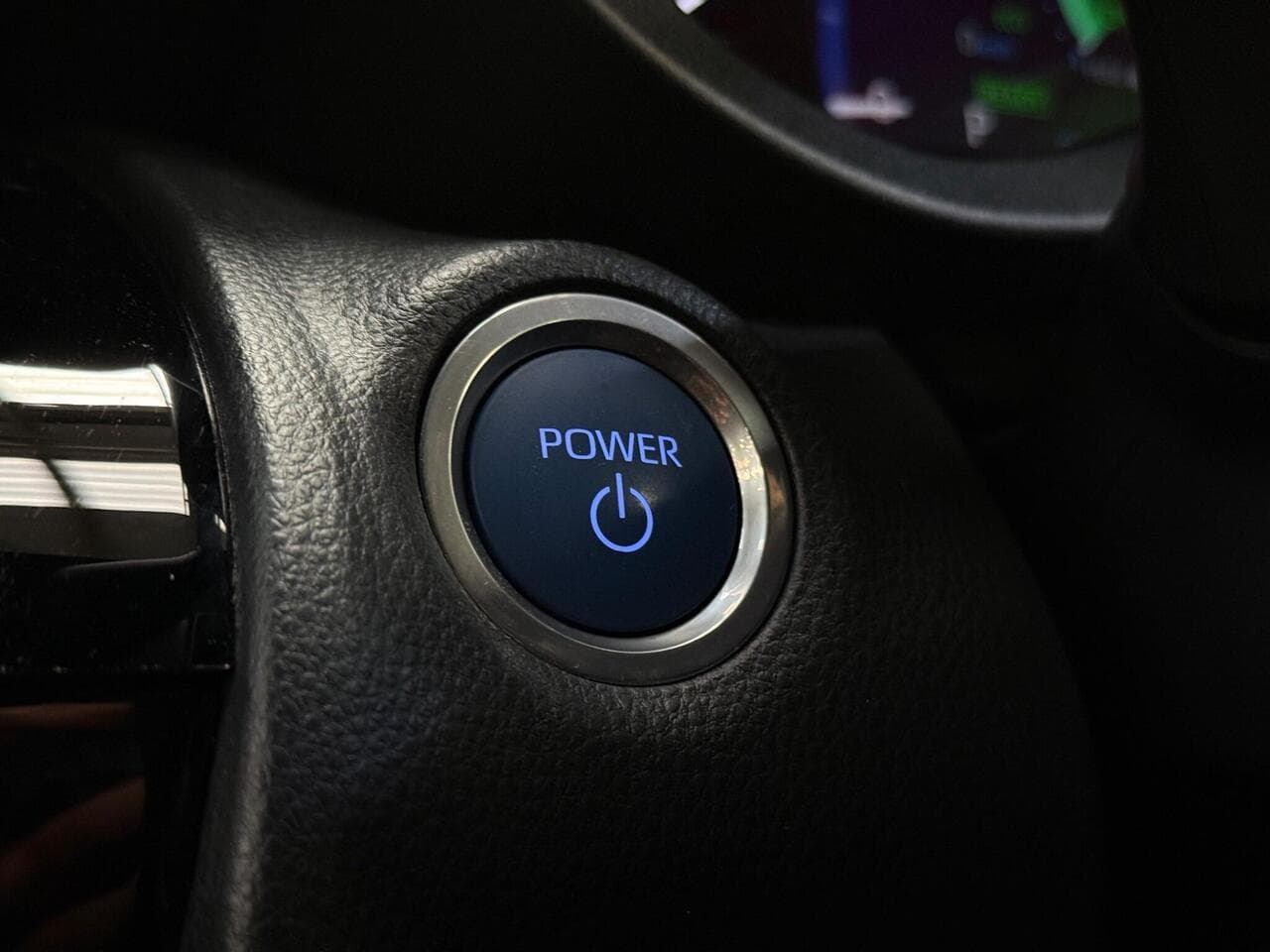 Toyota Yaris Cross thumbnail Misc Controls