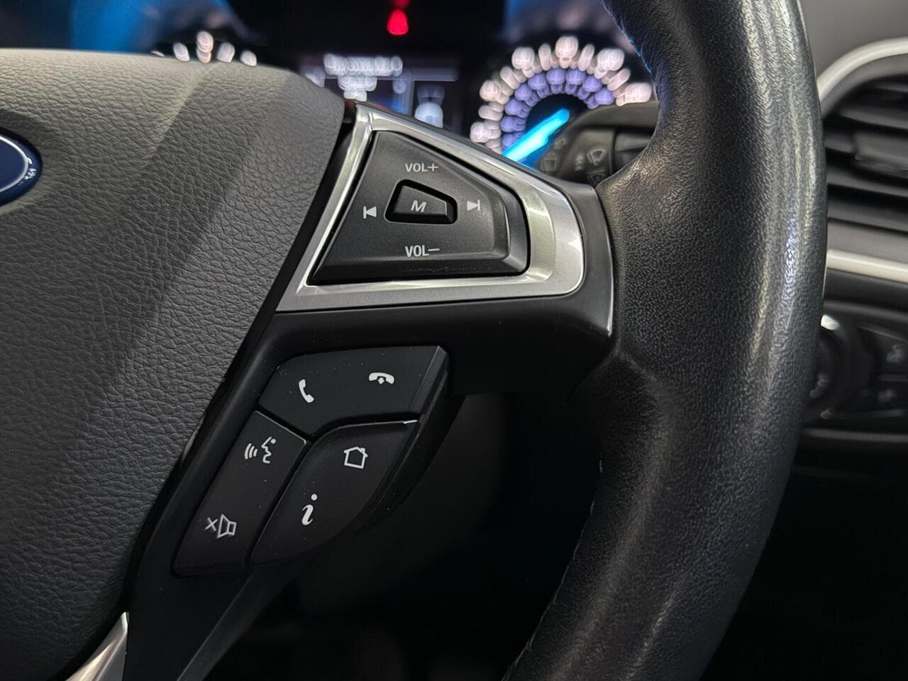 Ford Galaxy thumbnail Misc Controls