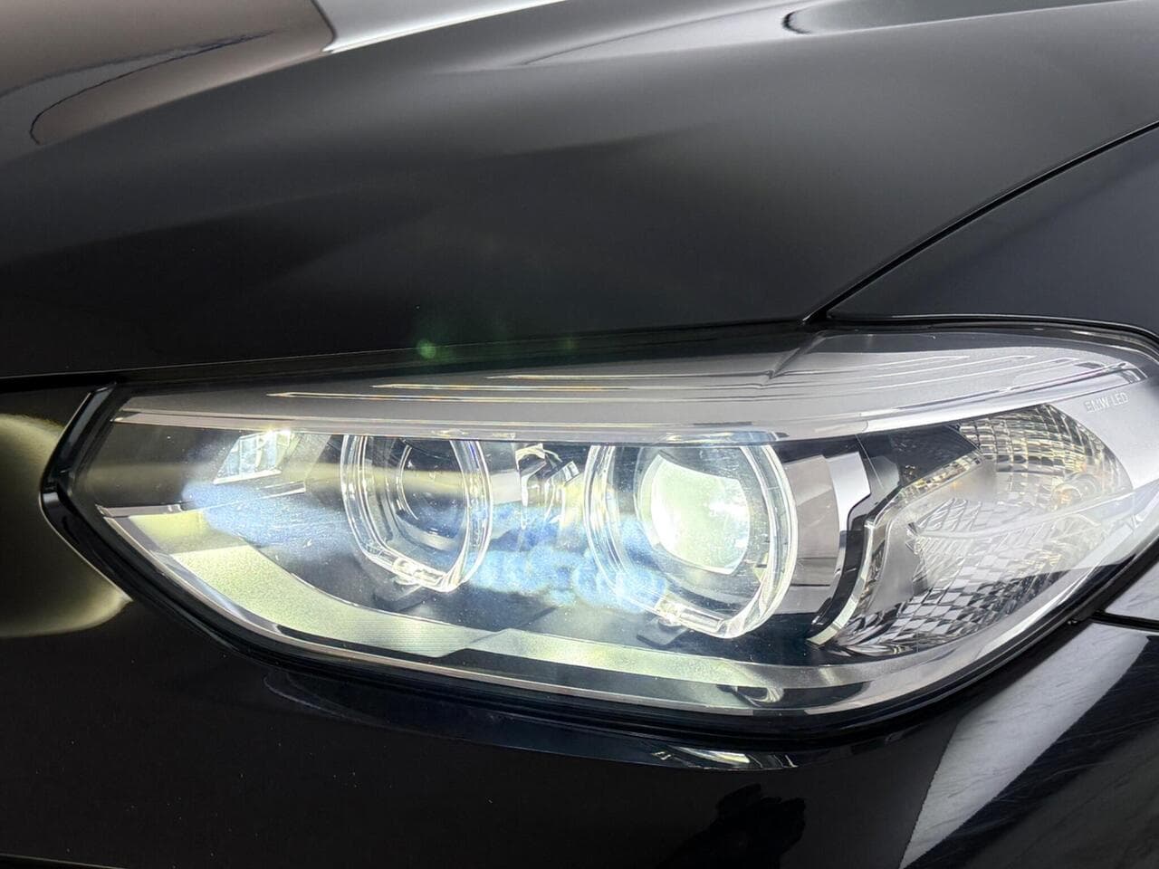 BMW X4 thumbnail Lights Front