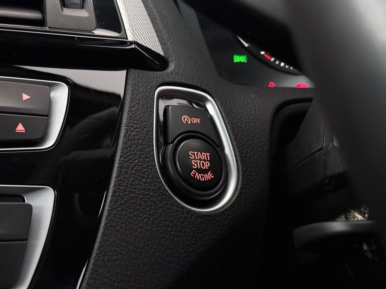 BMW 2 Series thumbnail Misc Controls