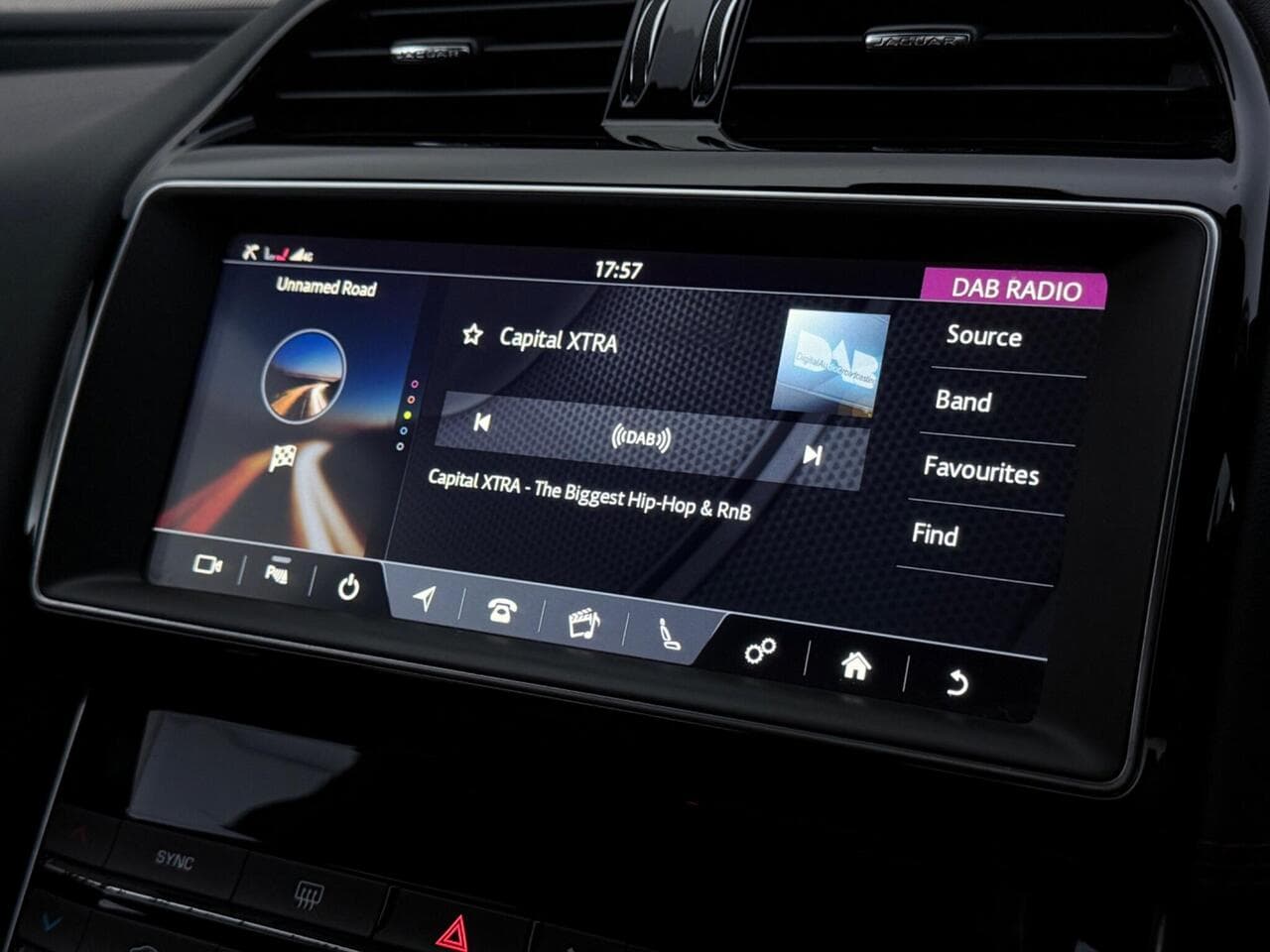 Jaguar XE thumbnail Infotainment System