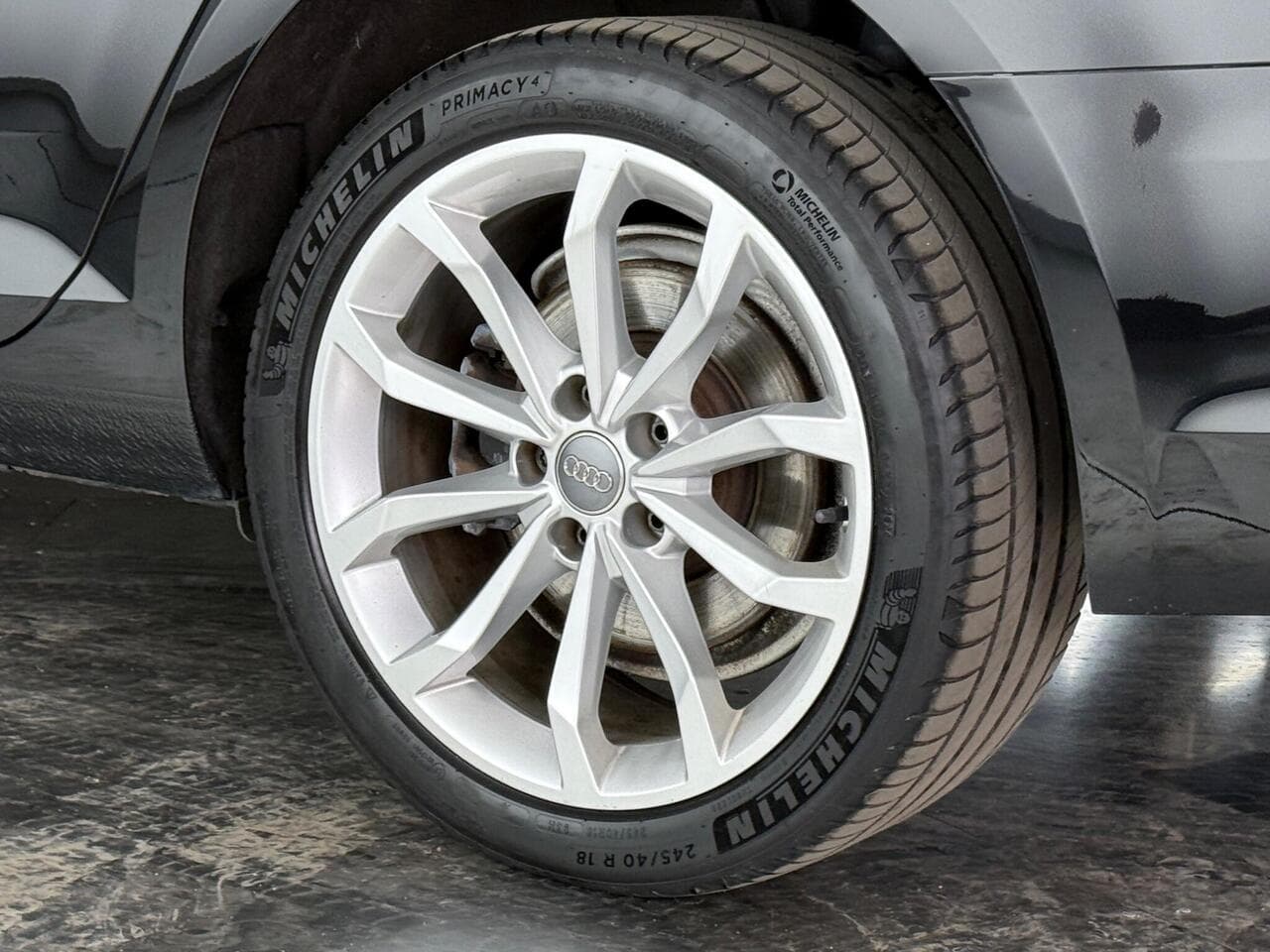 Audi A4 thumbnail Wheel