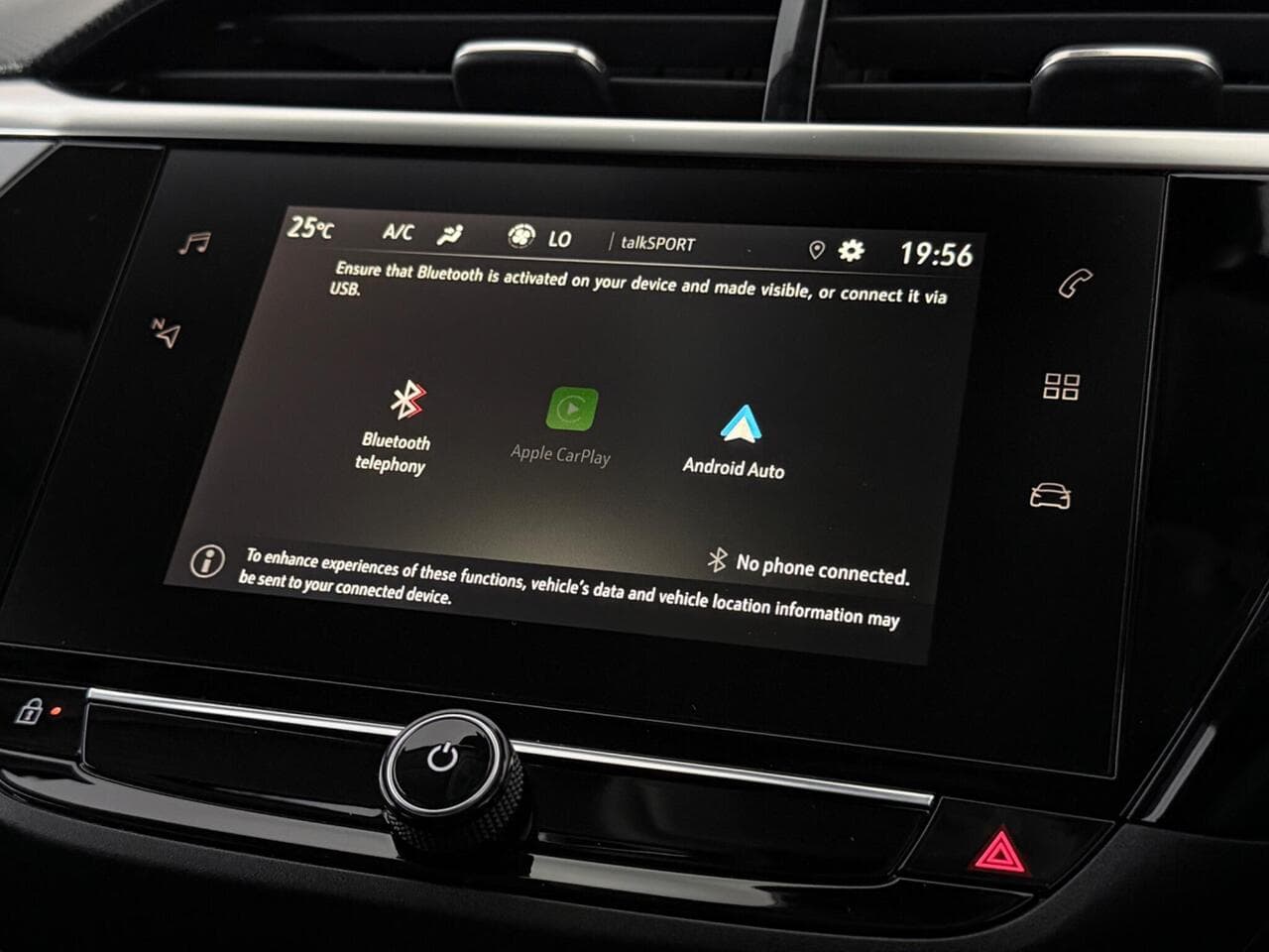 Vauxhall Corsa thumbnail Infotainment System