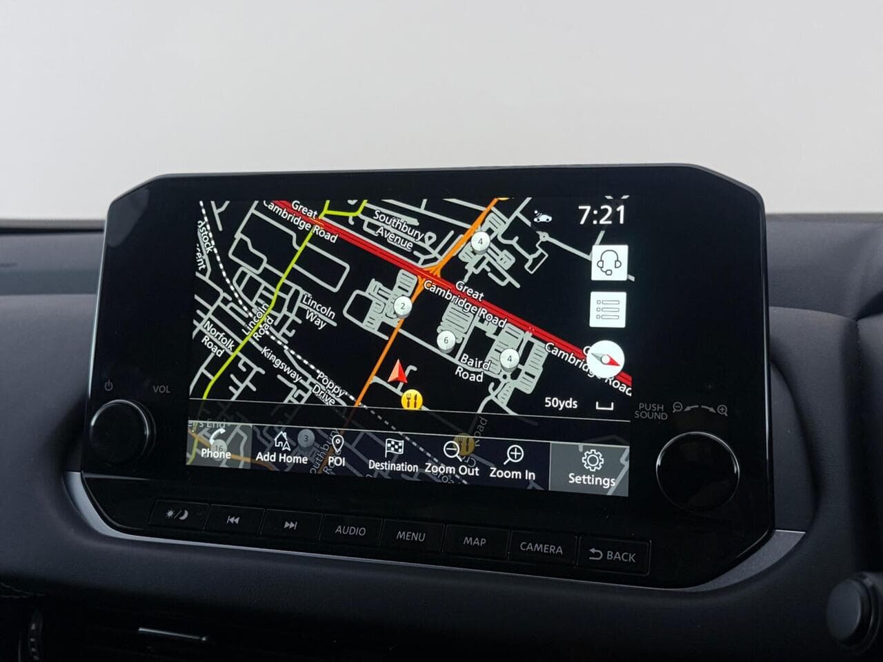 Nissan Qashqai thumbnail Infotainment System