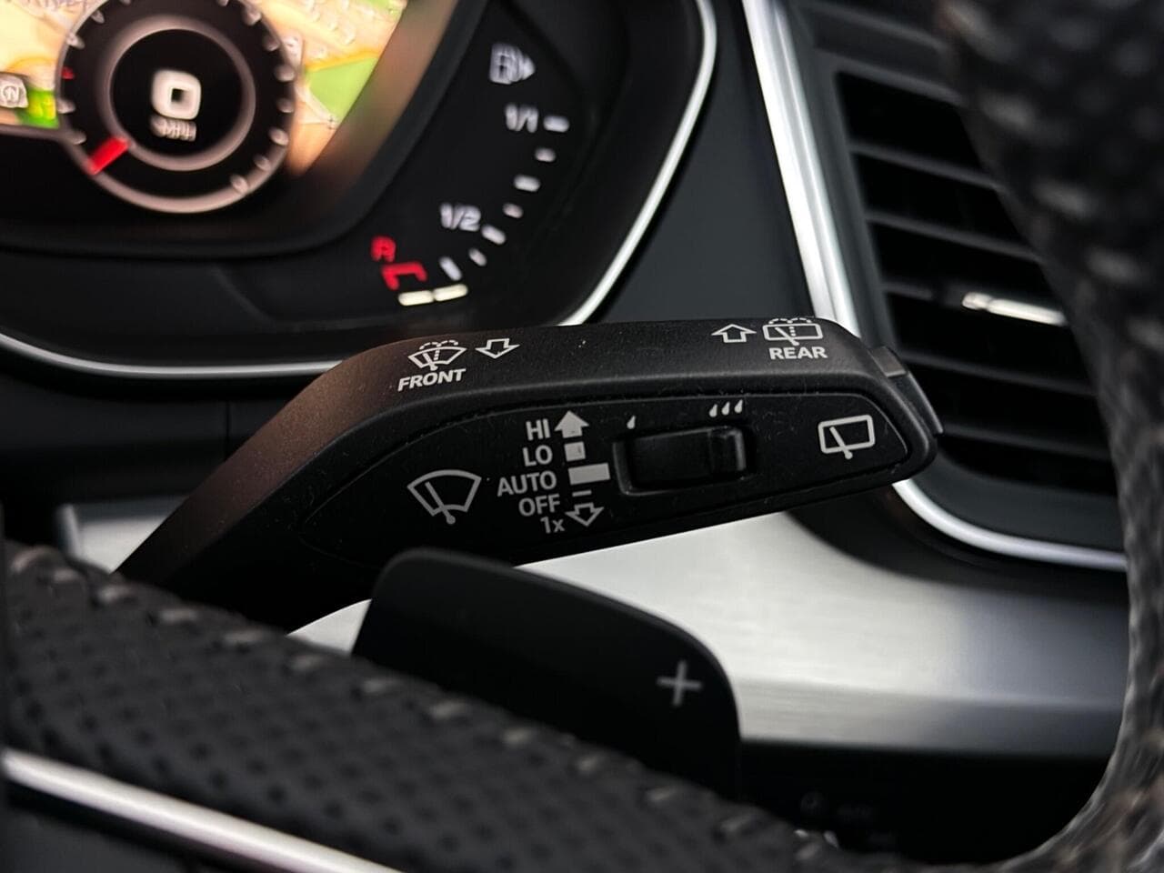 Audi Q5 thumbnail Misc Controls