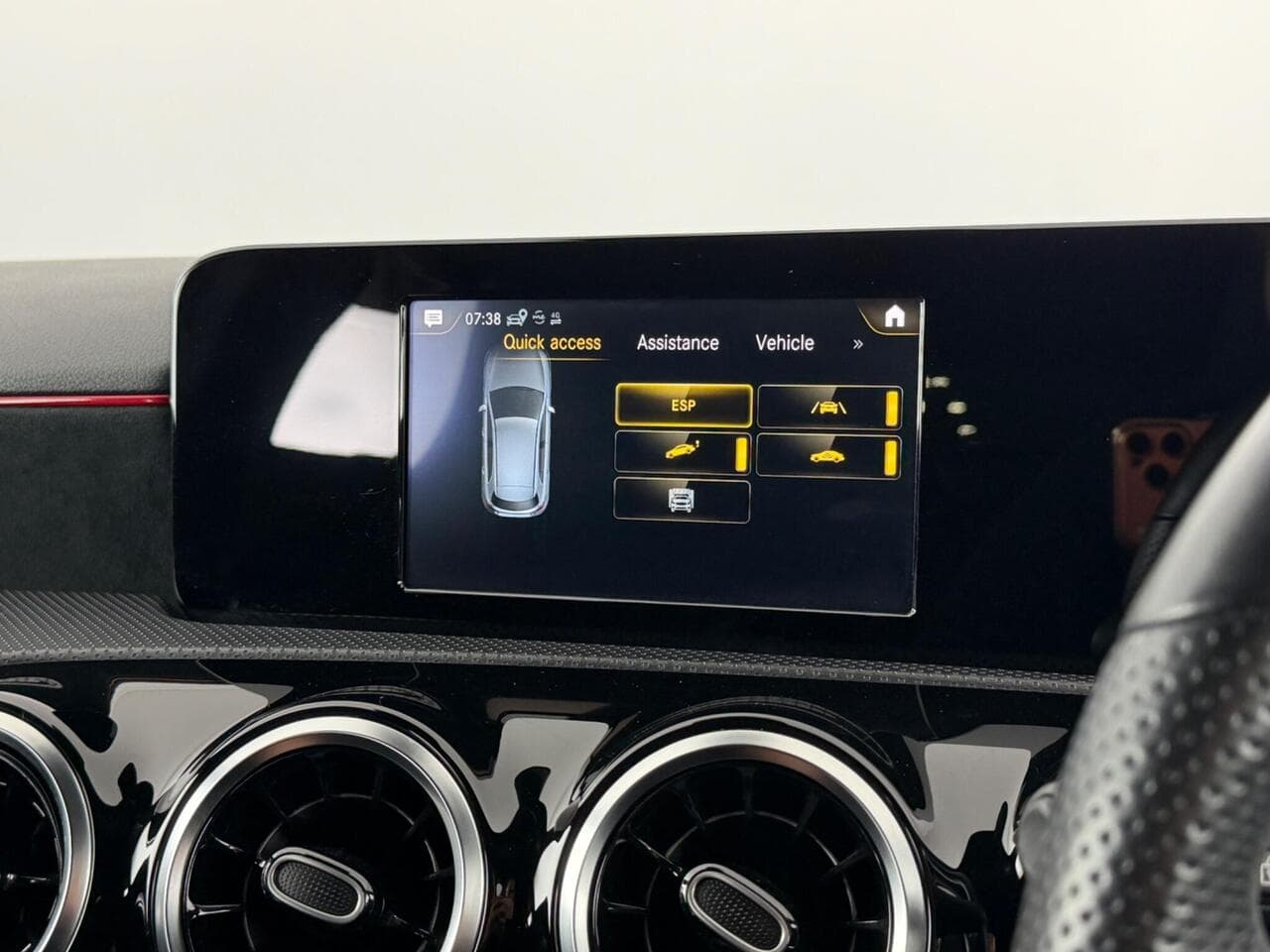 Mercedes-Benz A Class thumbnail Infotainment System