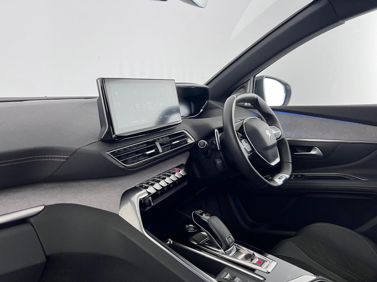 Peugeot 3008 thumbnail Interior Front