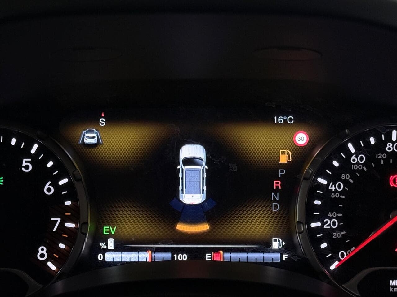 Jeep Renegade thumbnail Driver Instruments