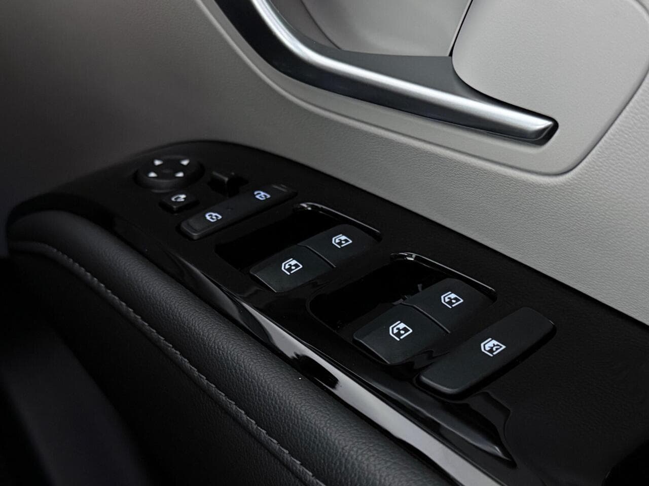 Hyundai TUCSON thumbnail Misc Controls