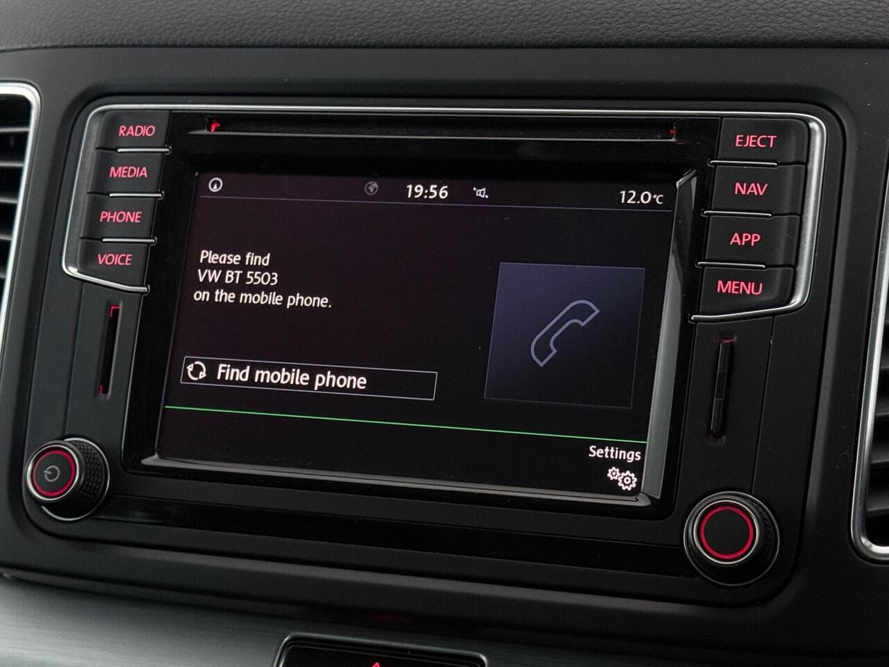 Volkswagen Sharan thumbnail Infotainment System
