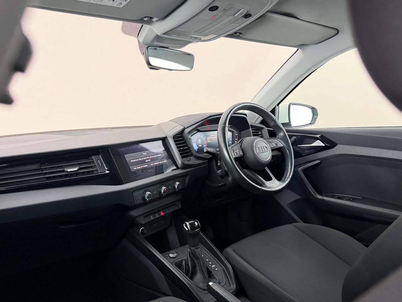 Audi A1 thumbnail Interior Front