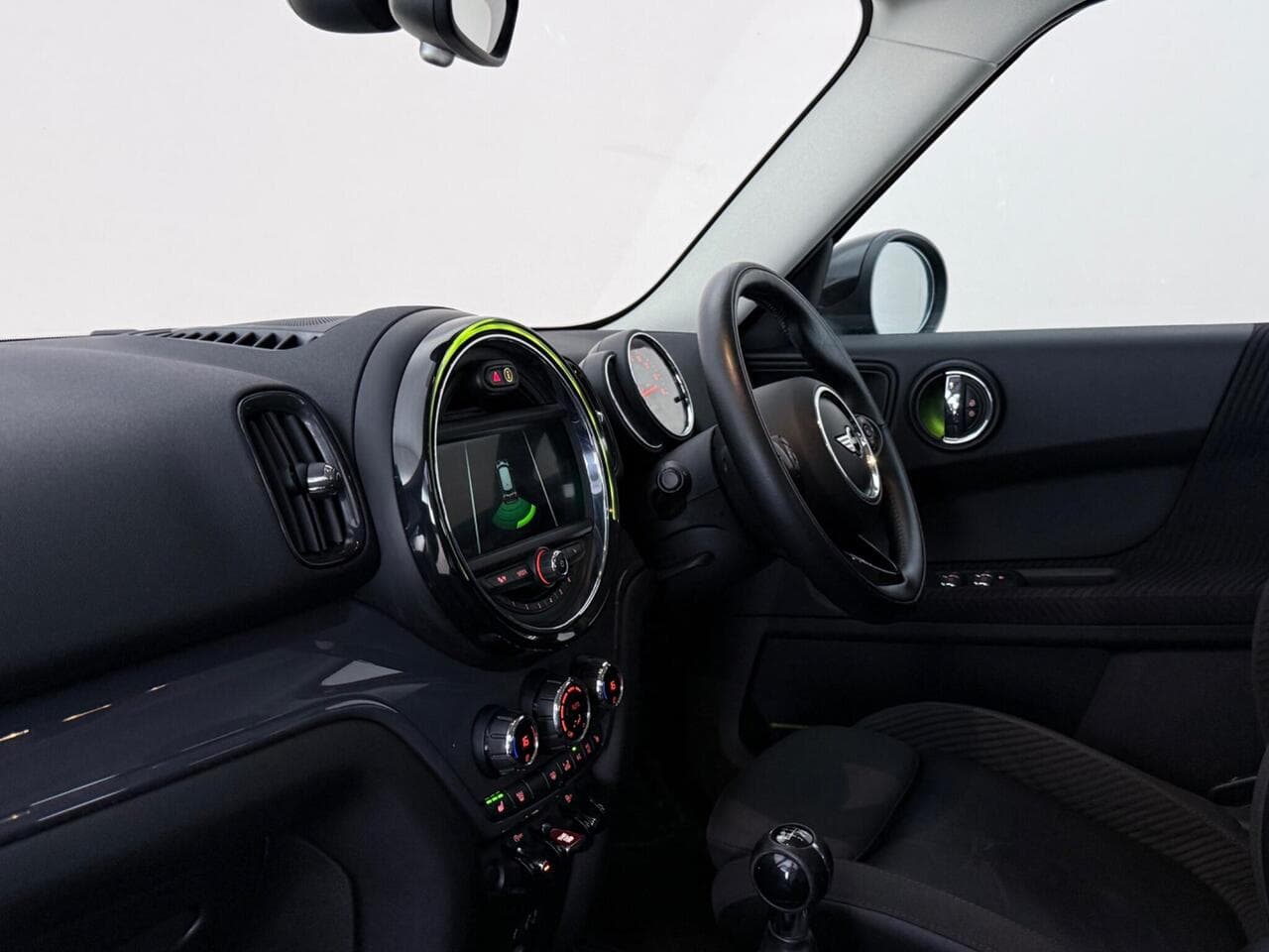 MINI Countryman thumbnail Interior Front