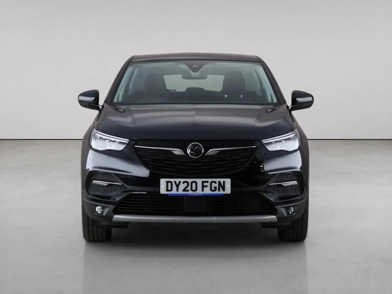 Vauxhall Grandland X thumbnail Front