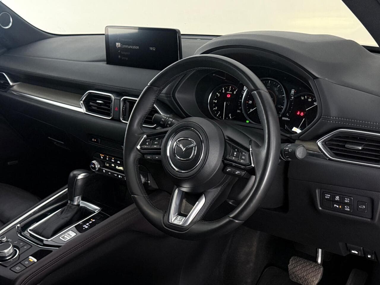 Mazda CX-5 thumbnail Interior Front