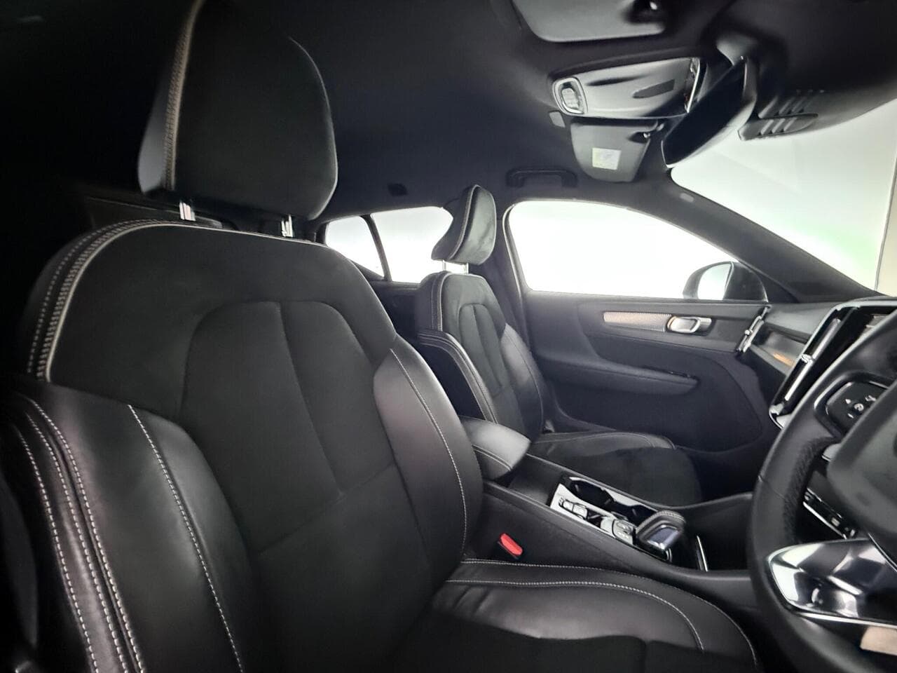 Volvo XC40 thumbnail Seat Driver