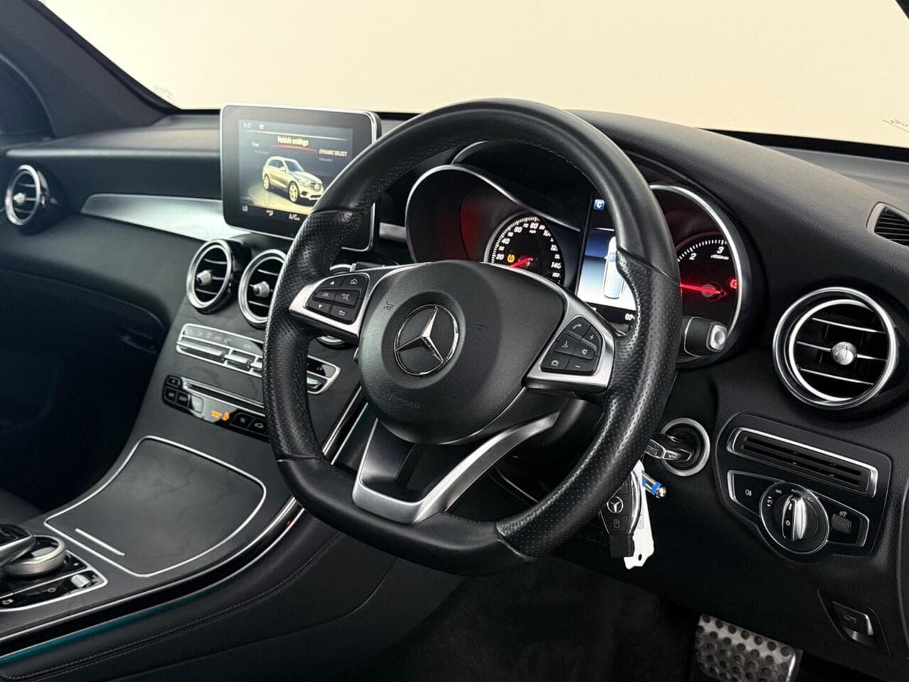 Mercedes-Benz GLC thumbnail Steering Wheel