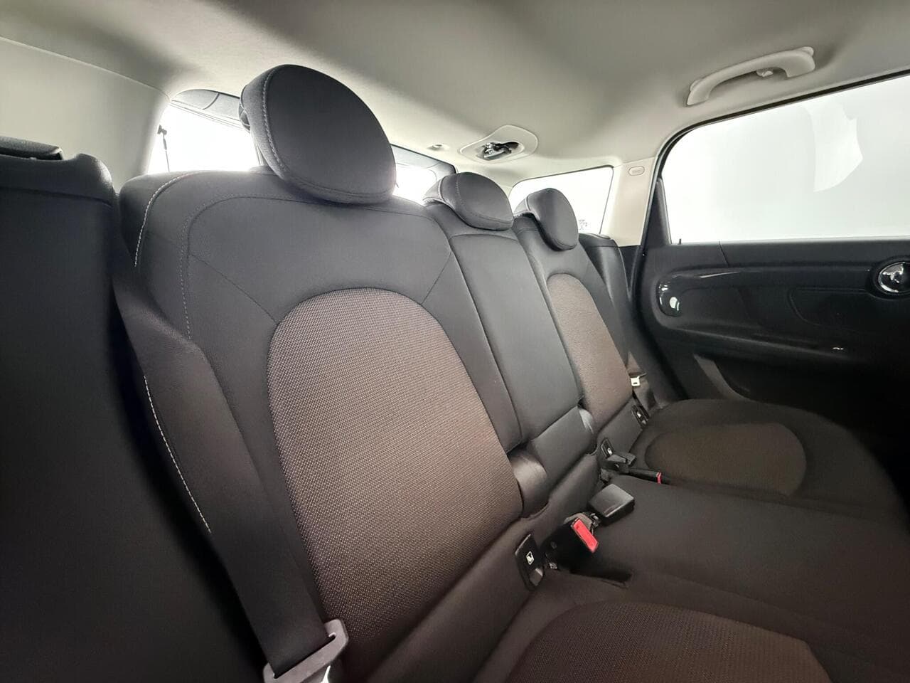 MINI Countryman thumbnail Seat Driver