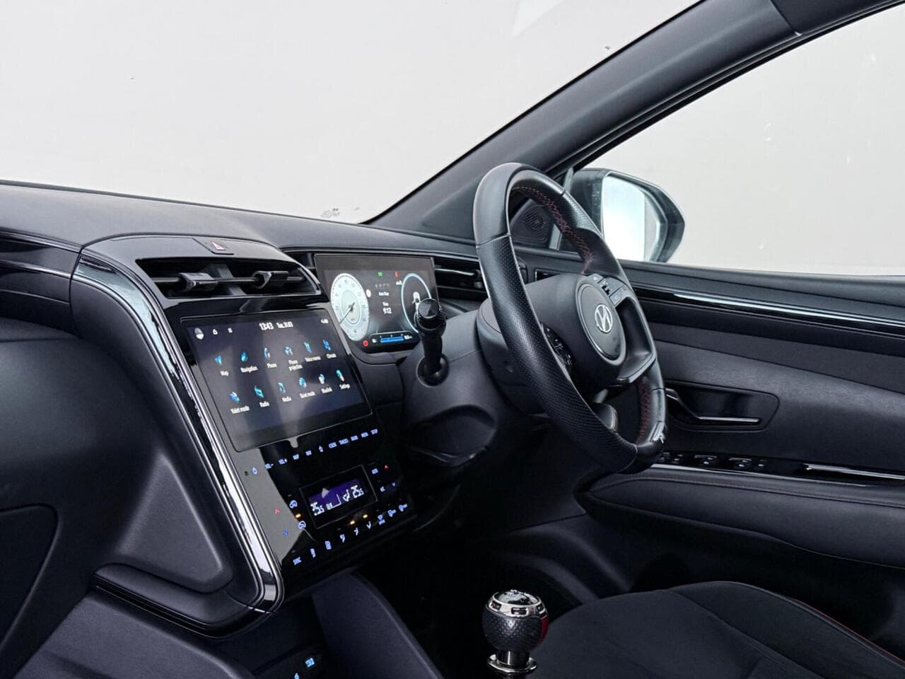 Hyundai TUCSON thumbnail Interior Front