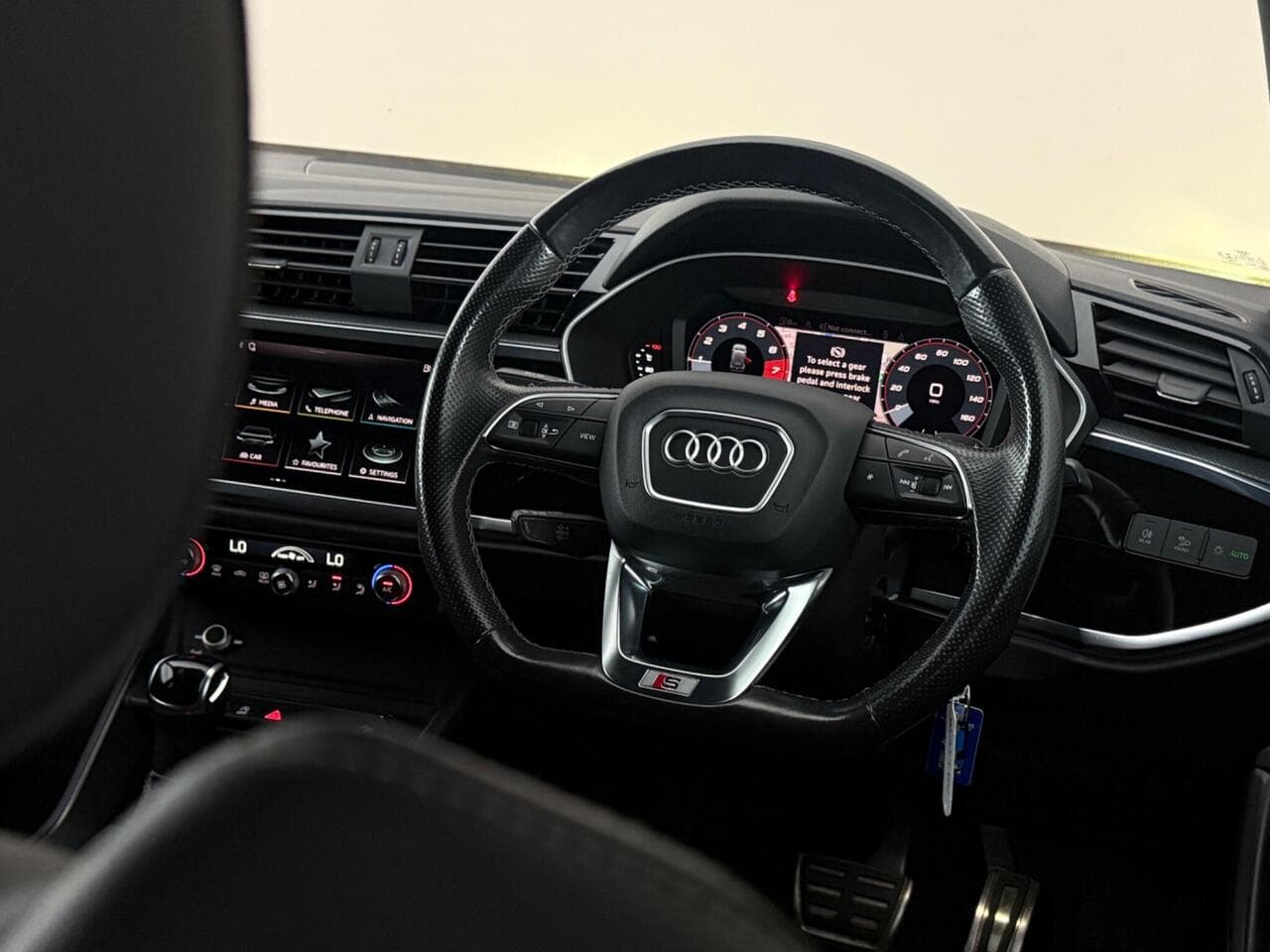 Audi Q3 thumbnail Inconclusive
