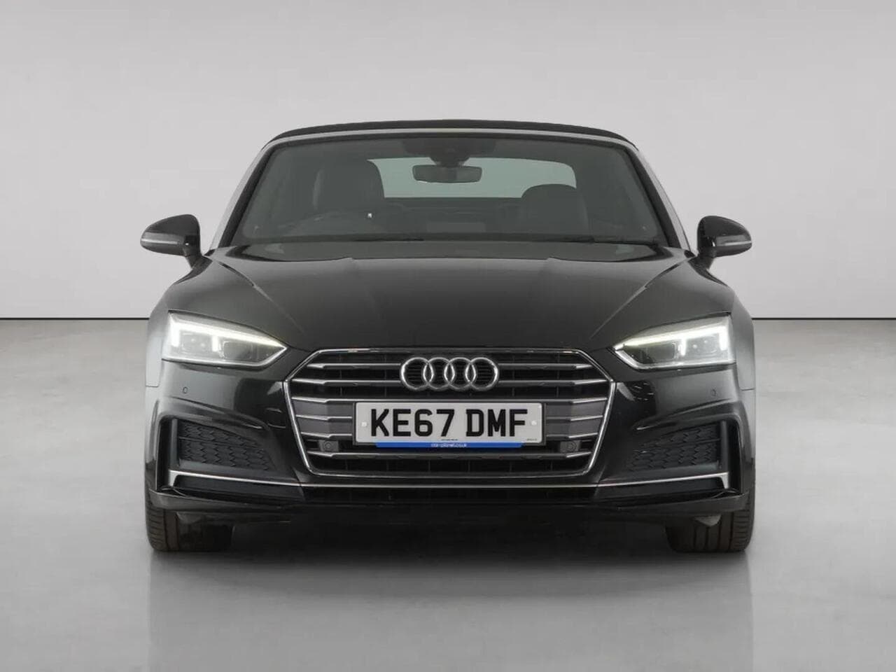 Audi A5 Cabriolet thumbnail Front