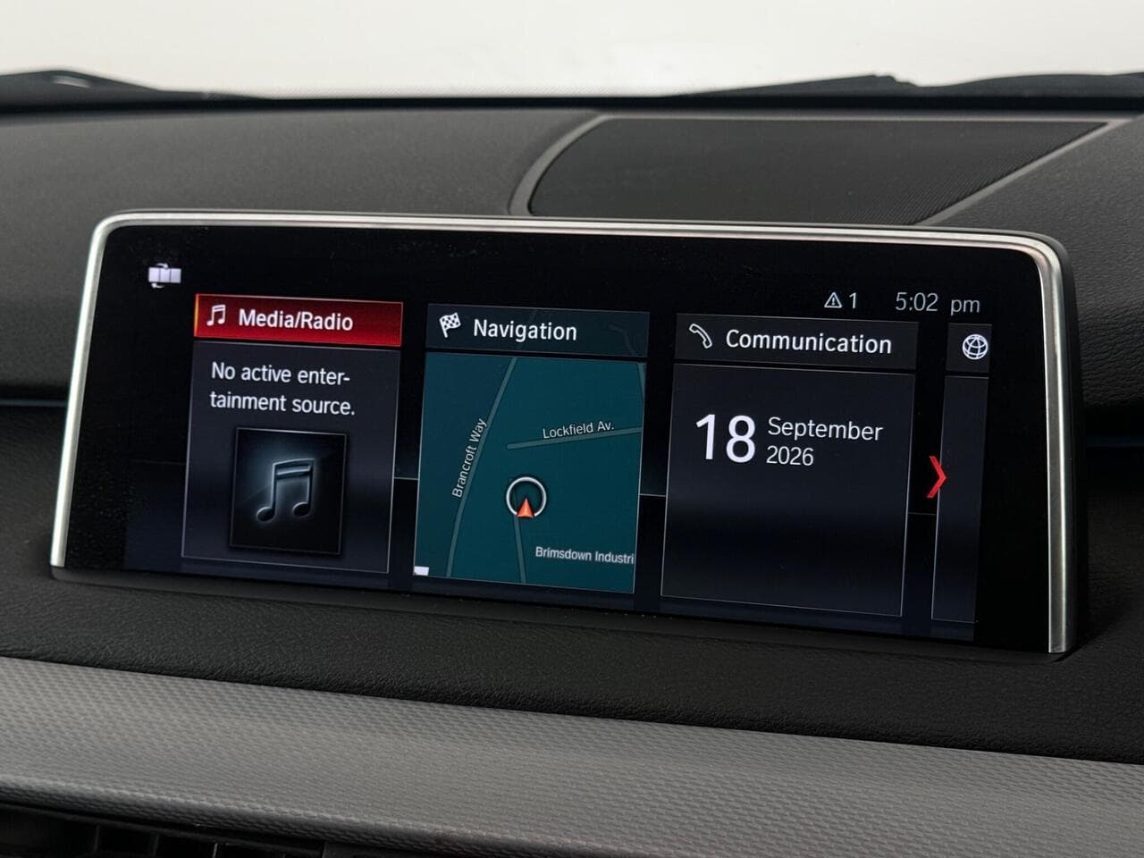 BMW X5 thumbnail Infotainment System