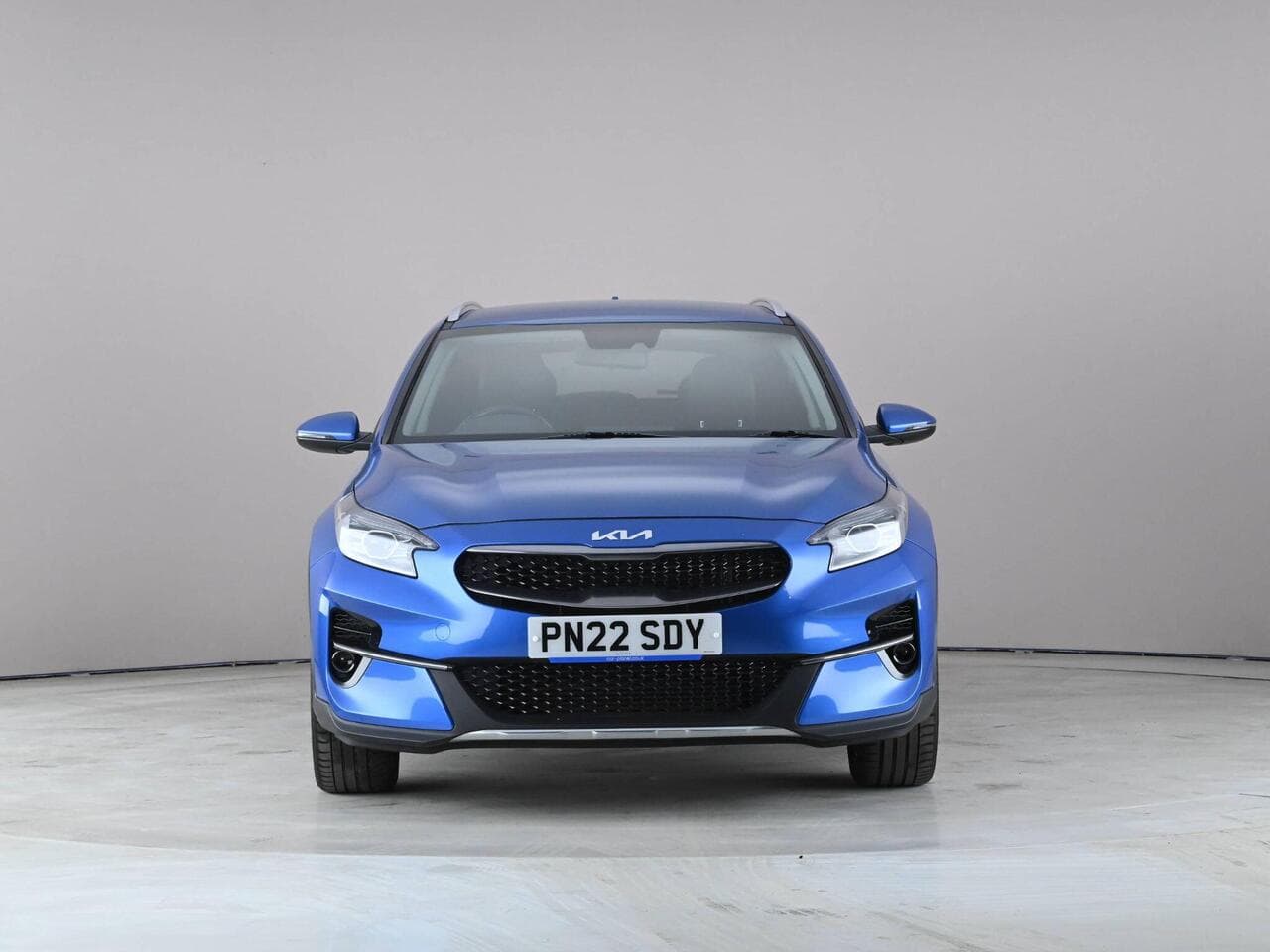 Kia XCeed thumbnail Front